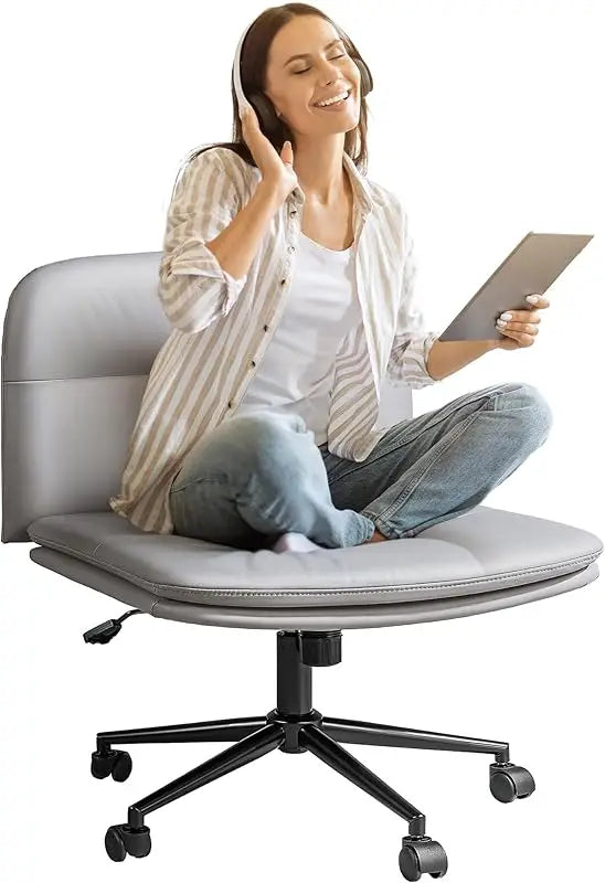 Armless Criss Cross Chair with Wheels